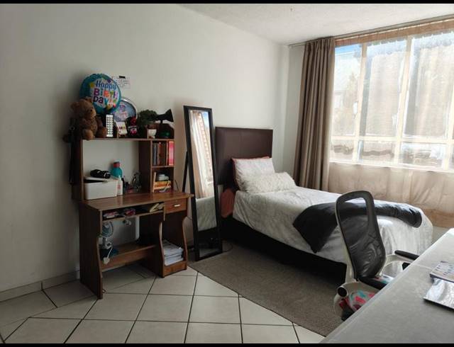 2 BEDROOM APARTMENT FOR SALE IN HATFIELD